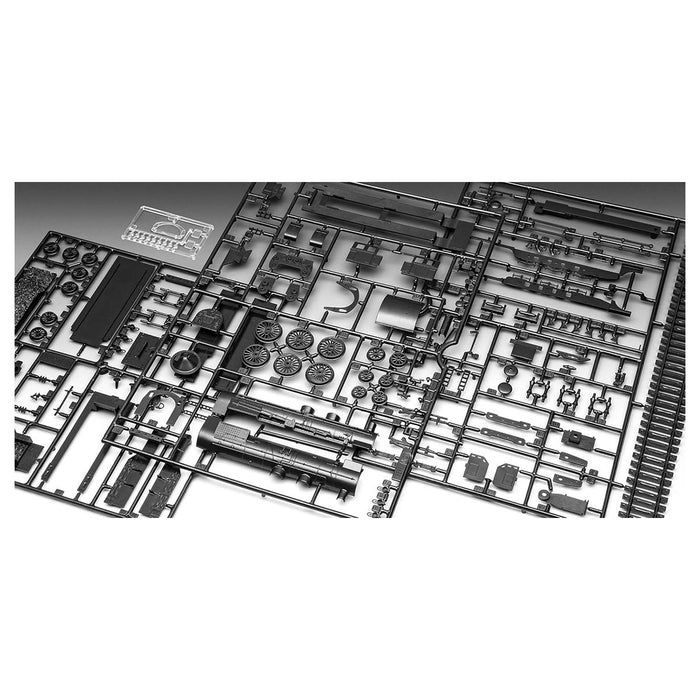 Revell Express Locomotive S3/6 BR18(5) with Tender 2‘2’T 1:87 Model Kit